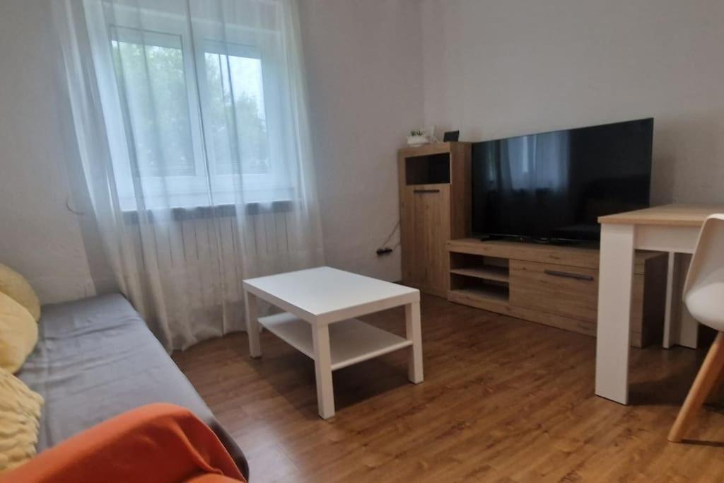 Apartamento En Oviedo 646A Bagian luar foto