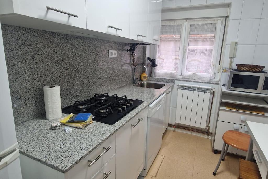 Apartamento En Oviedo 646A Bagian luar foto